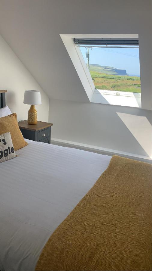 Gaoth Na Mara Hotel Doolin Exterior photo